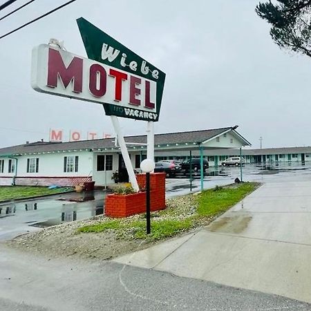 Wiebe Motel Холистър Екстериор снимка